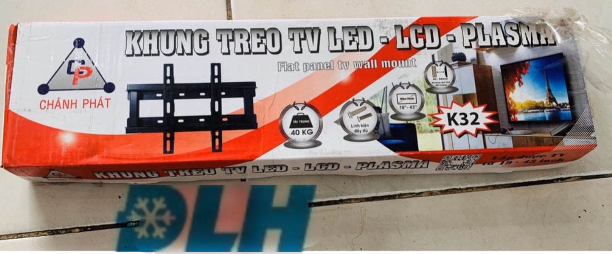 BÁT TREO TI VI 32''
