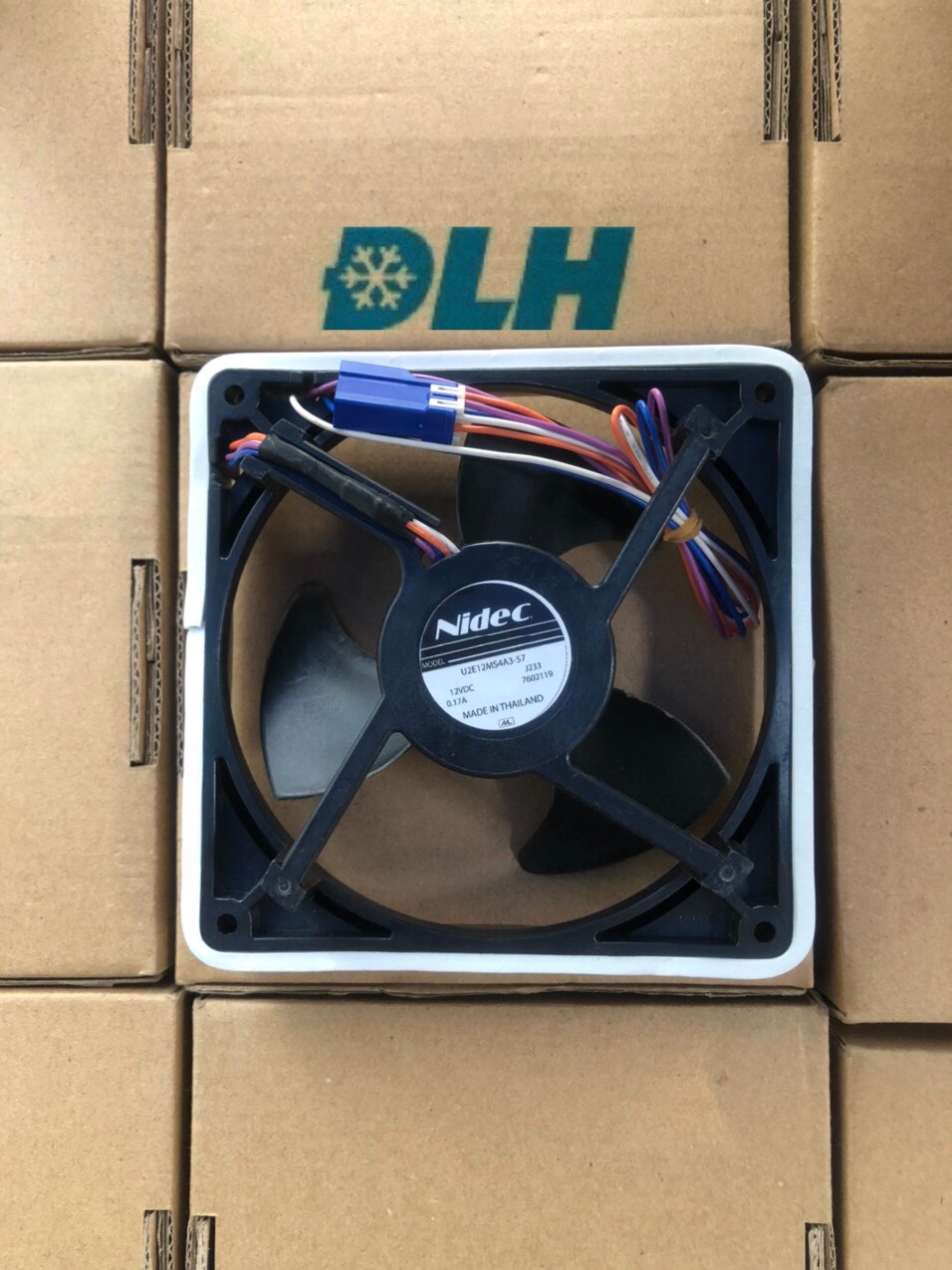 QUẠT TỦ LẠNH HITACHI 12CM 4 DÂY