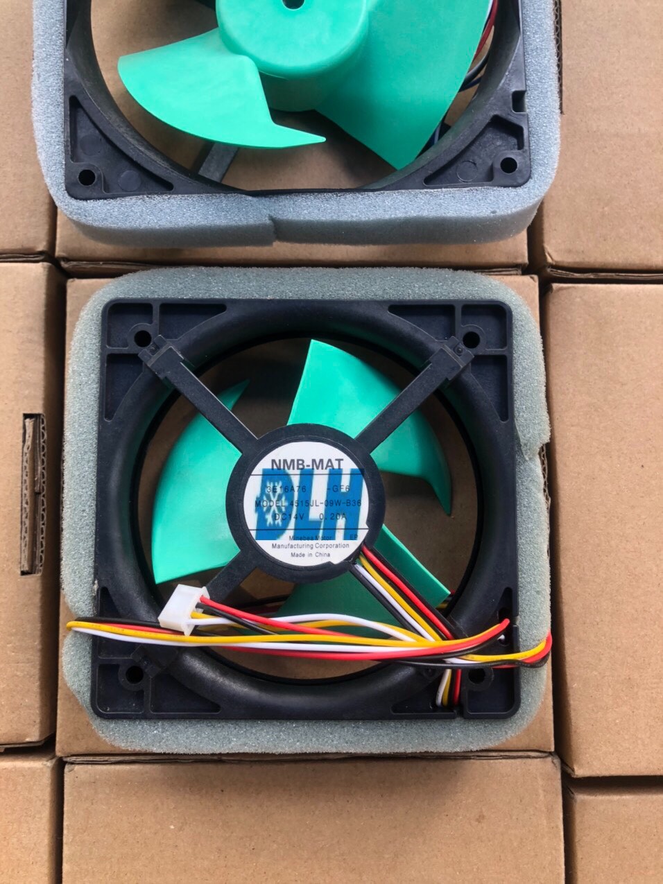 QUẠT TỦ LẠNH 11CM 4 DÂY 14V