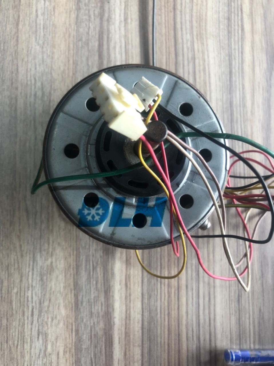 MOTO QUẠT ĐẦU LẠNH SANYO SẮT
