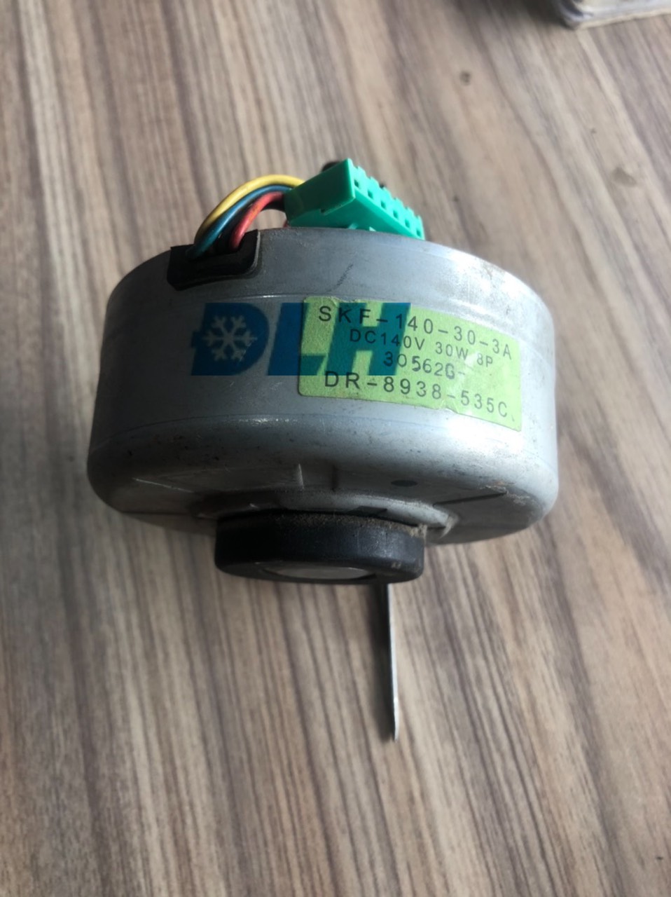 MOTO QUẠT ĐẦU LẠNH TOSHIBAR NỘI ĐỊA 5 DÂY