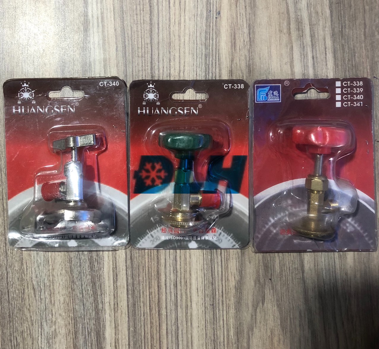 VAN KHÓA GAS LON R134-600- ĐA NĂNG