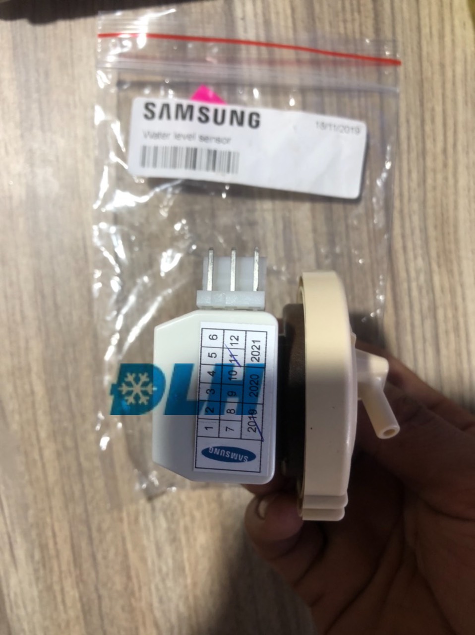PHAO MÁY GIẶT SAMSUNG CHÂN KIM