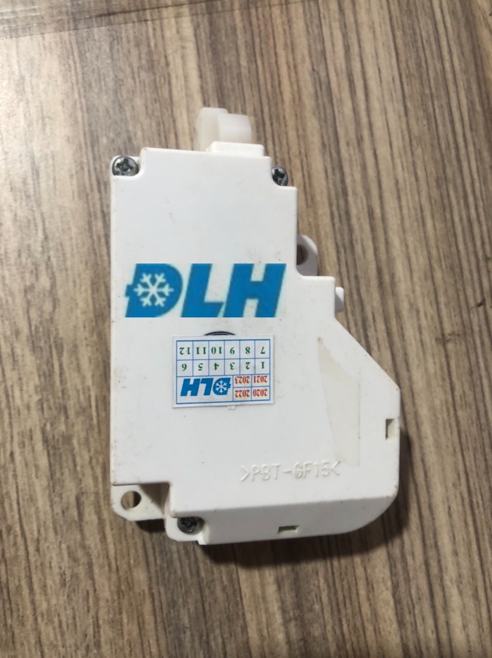 CÔNG TẮC CỬA TOSHIBAR AW-9790SV