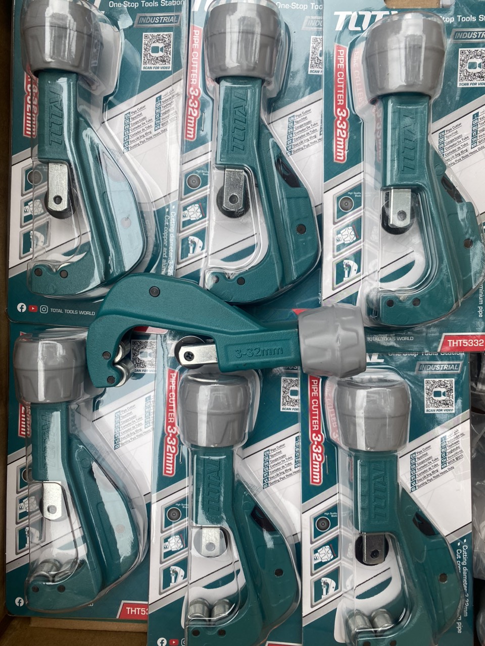 DAO CẮT ỐNG ĐỒNG TOTAL 32MM 